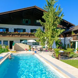Bed & Breakfast Haus Am Moos, Salisburgo